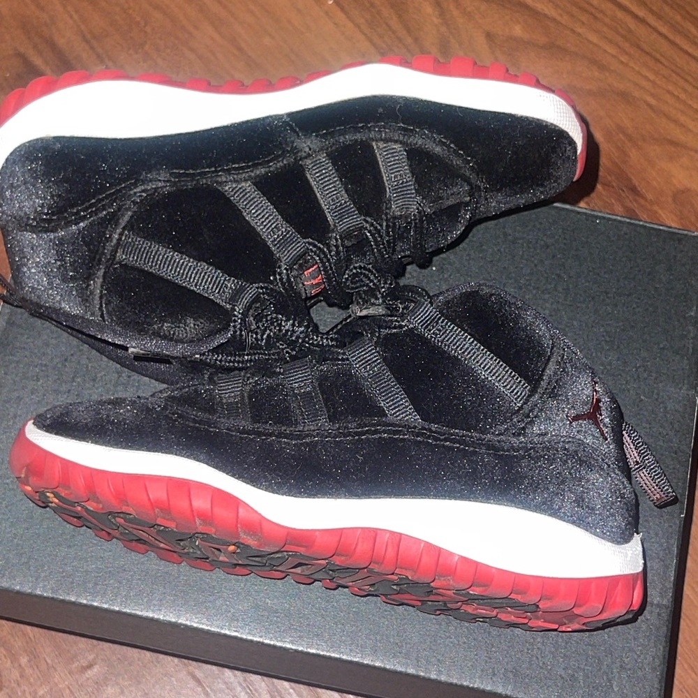 jordan 11 satin bred size 10c